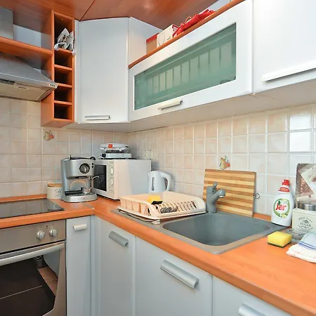 Danijela 258 아파트 풀라